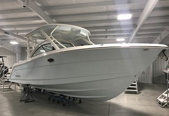 2022 Robalo R317 Ice Blue  Boat